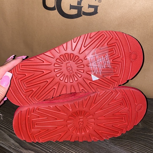 Women’s UGG SAMBA RED NEUMEL BOOTS - Picture 11 of 11